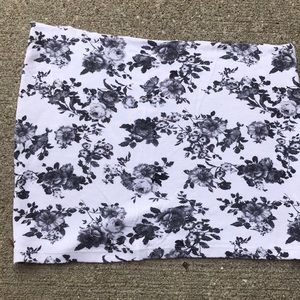 White black roses tube top